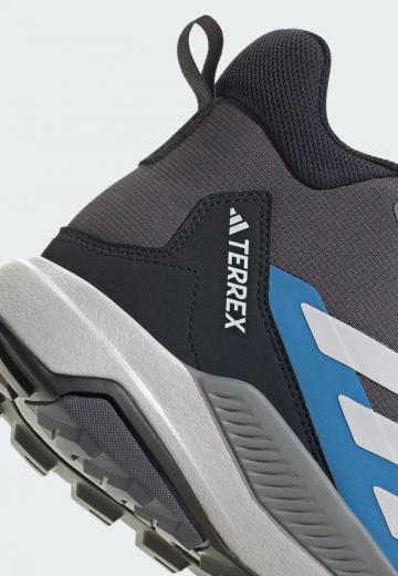 Походные ботинки