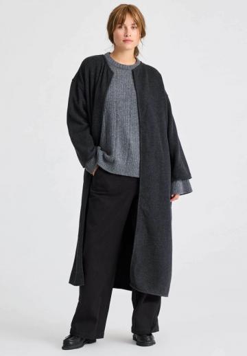 Шерстяное пальто