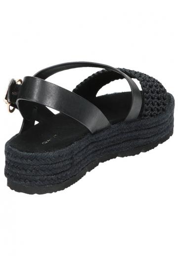 Босоножки на платформе