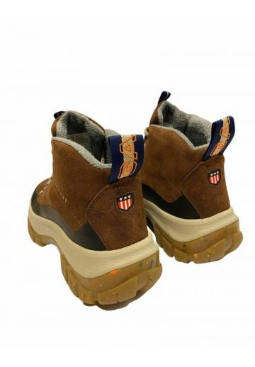 Ботинки на шнуровке