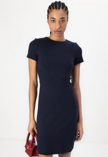 Короткое платье