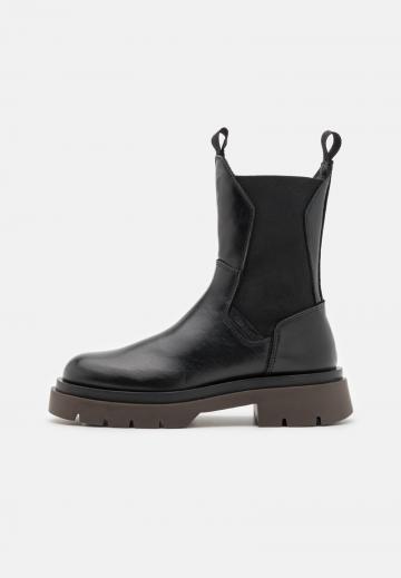 Ботинки челси