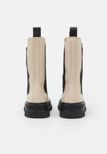 Ботинки челси