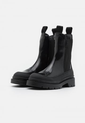 Ботинки челси