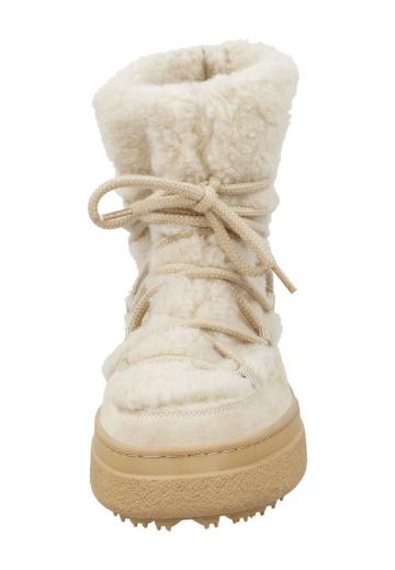 Зимние ботинки