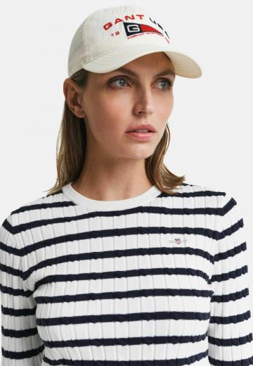 Пуловер в полоску