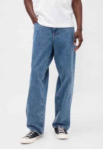 Свободные джинсы