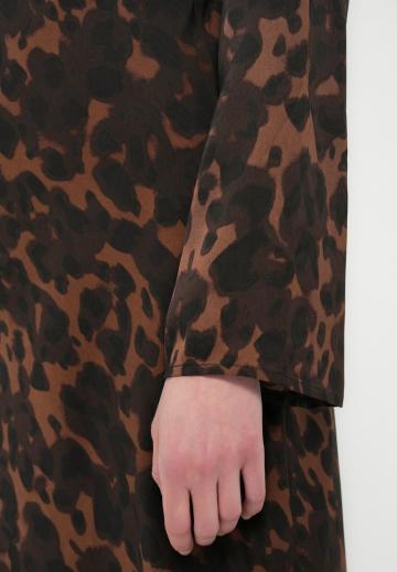 Короткое платье