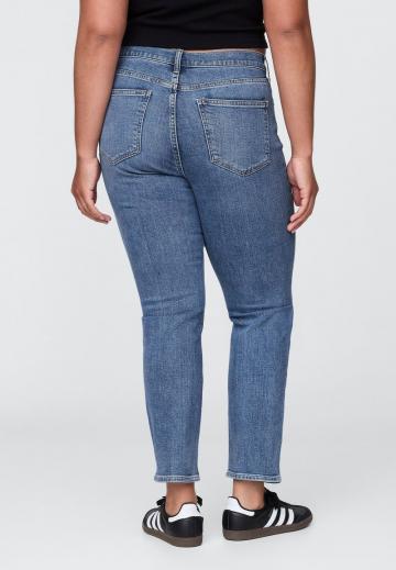 Узкие джинсы