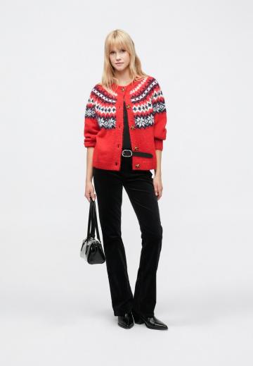 Вязаный жилет