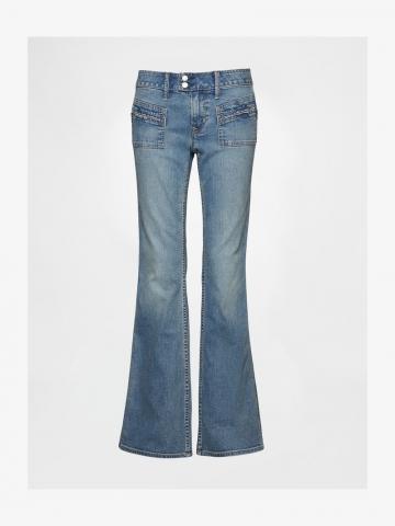 Узкие джинсы