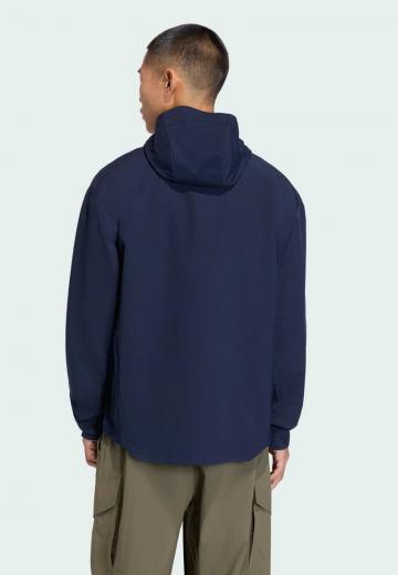 Спортивная куртка