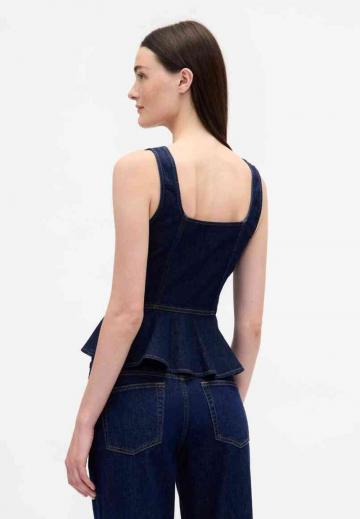 Блузка без рукавов