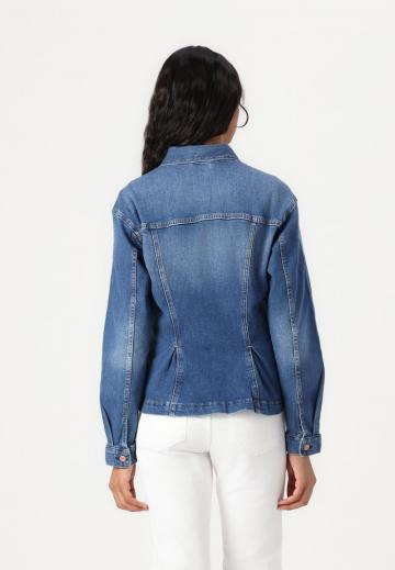 Джинсовая куртка