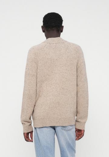 Вязаная кофта