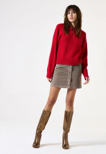 Юбка с накладными карманами