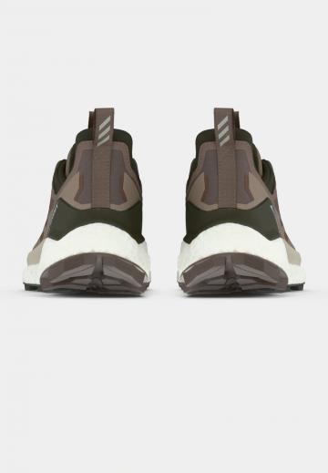 Походные ботинки