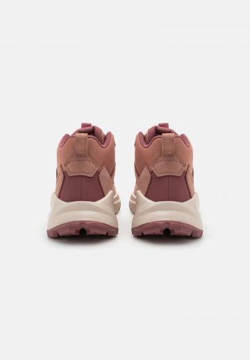 Походные сапоги