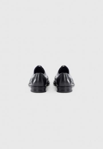 Ботинки на шнуровке