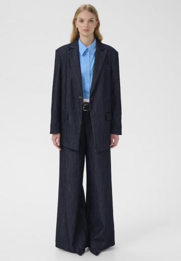 Короткое пальто