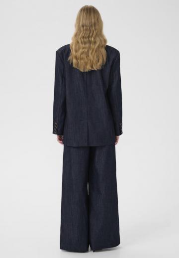 Короткое пальто