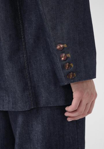 Короткое пальто