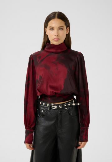 Длинная блузка