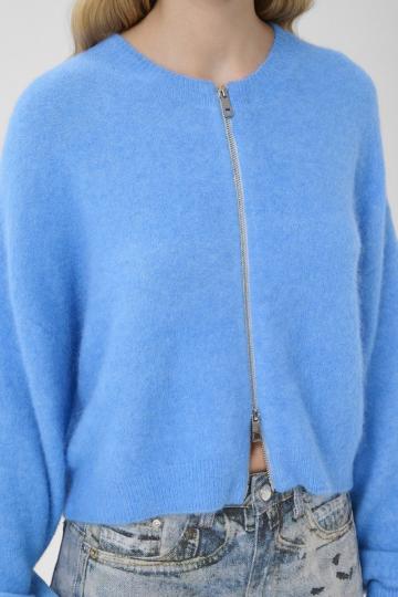 Вязаный жилет