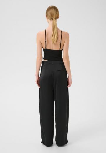 Топ на бретельках