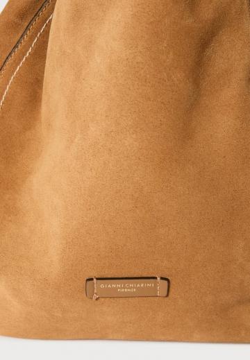 Кожаный рюкзак