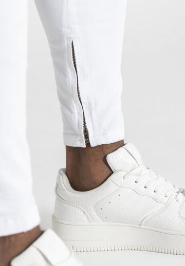 Узкие джинсы