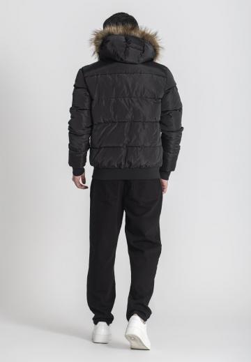 Зимняя куртка