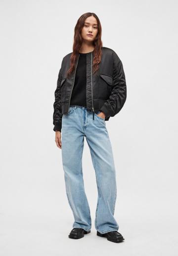 Свободные джинсы