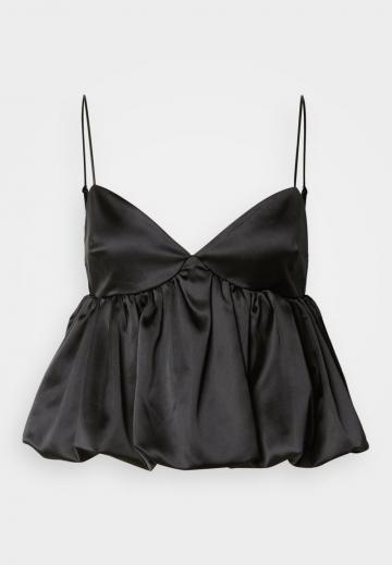 Топ на бретельках