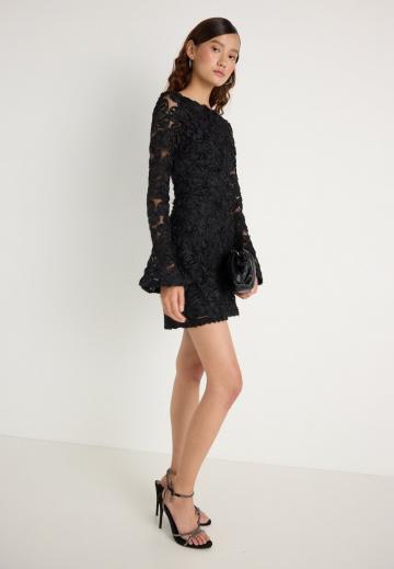 Коктейльное платье