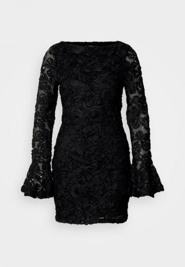 Коктейльное платье