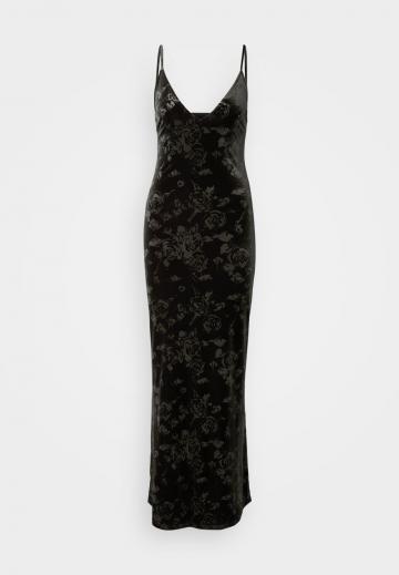 Пляжное платье