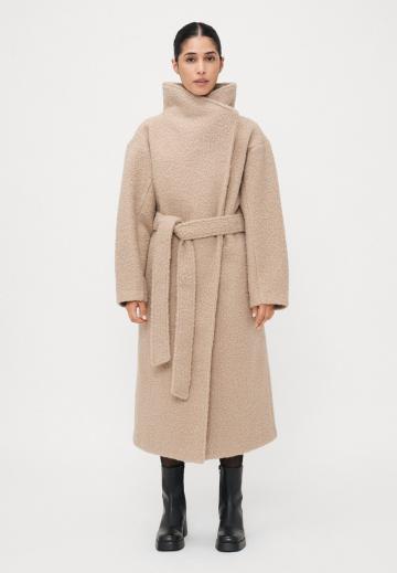 Шерстяное пальто