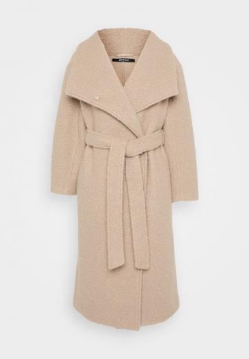 Шерстяное пальто