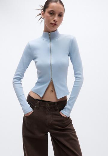 Вязаная кофта