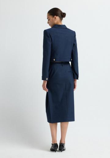 Короткий блейзер