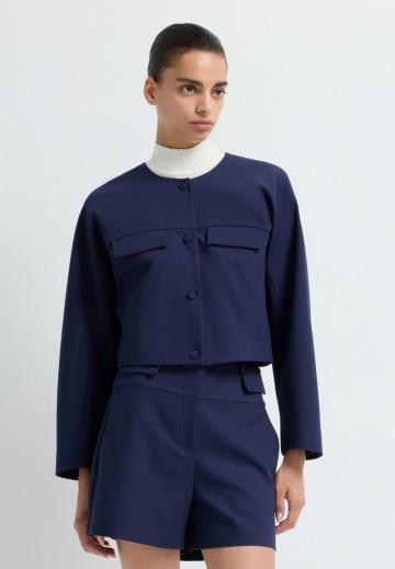 Короткий блейзер