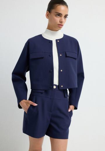 Короткий блейзер