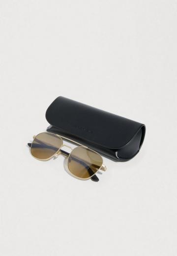 Солнечные очки