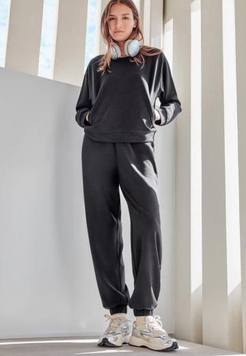 Спортивные штаны