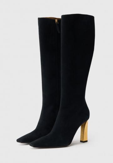 Высокие сапоги