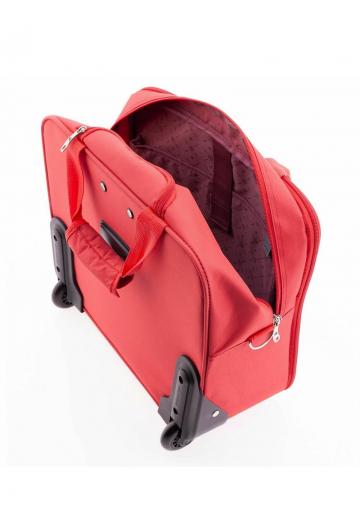 Чемодан на колесах