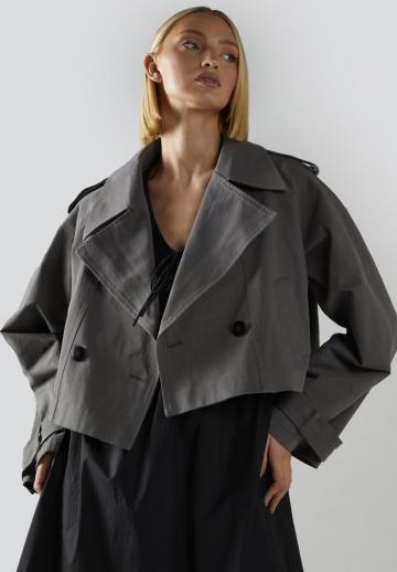 Короткий блейзер