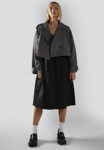 Короткий блейзер