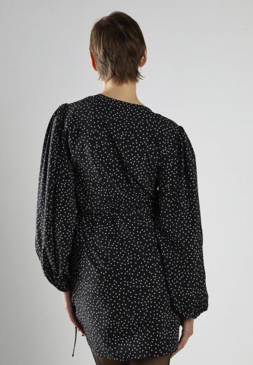 Короткое платье